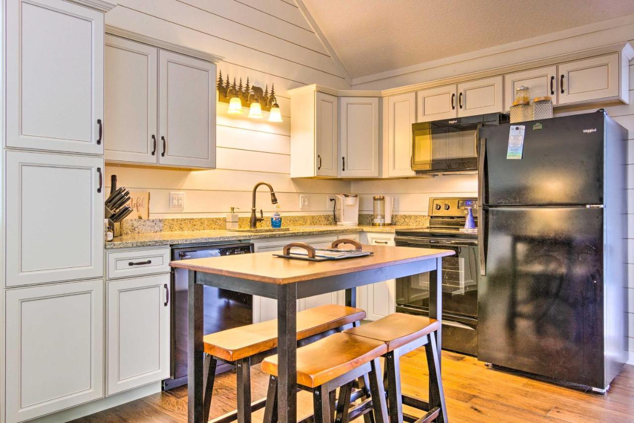 Elegant Sapphire Valley Studio With Resort Amenities ภายนอก รูปภาพ